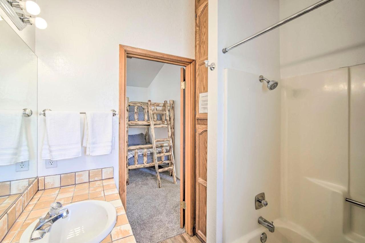Central Big Bear Home Mins To Lake And Village บิ๊กแบร์เลค ภายนอก รูปภาพ
